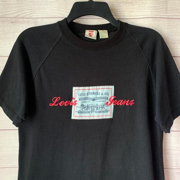 Vintage Levi Black T Shirt with Two Horse Logo Patch and Embroidery Size Medium - Picture 2 of 14